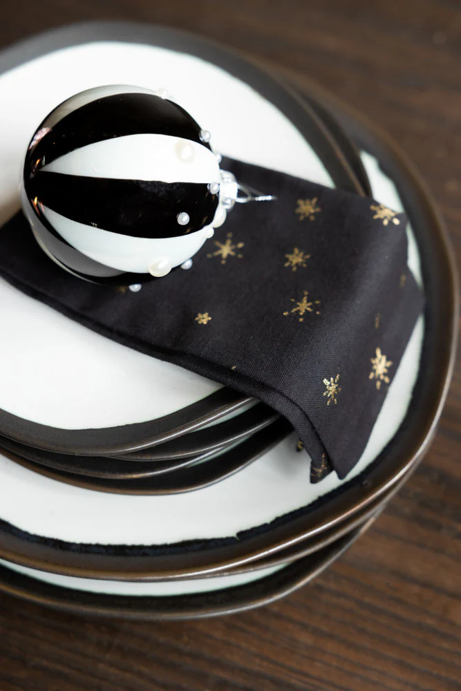 12 Piece Monochrome Handmade Dinner Set - Image 4