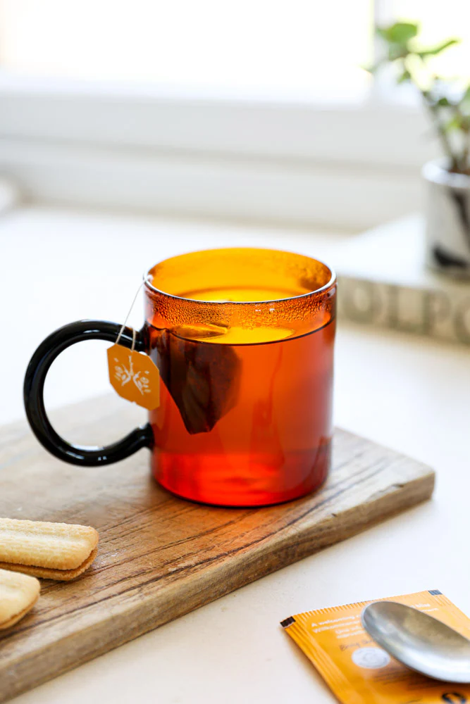 Amber & Black Glass Mug - Image 2