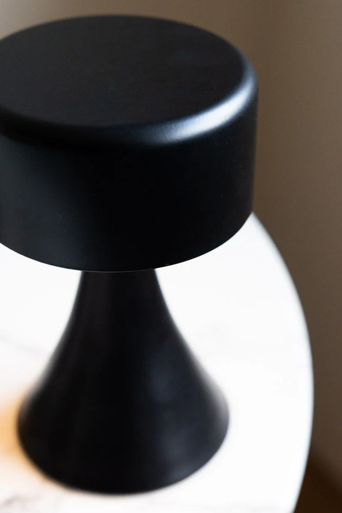 Battery-Powered Cordless Table Lamp In Black - Image 4