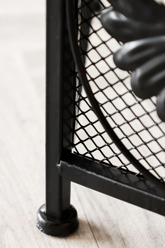 Beautiful Bird Fire Guard - Image 6