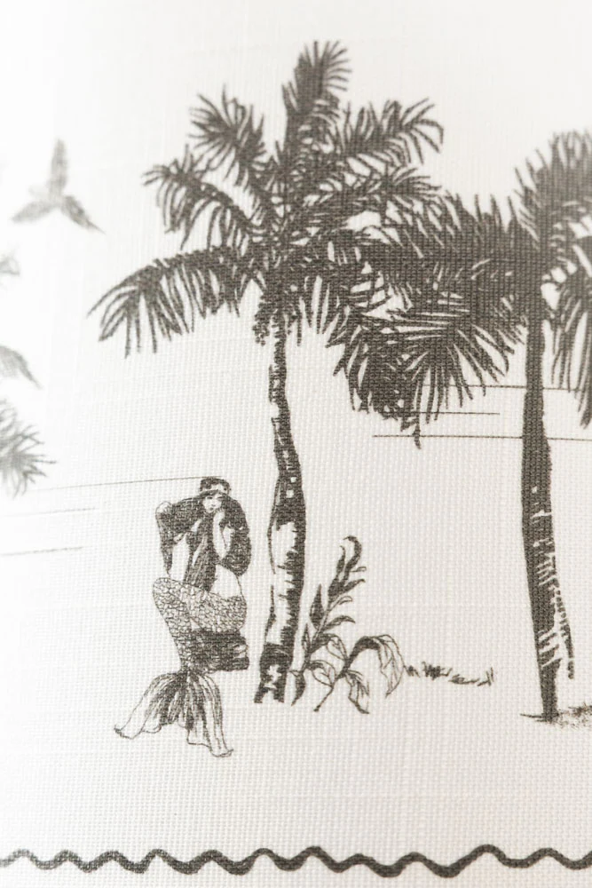 Beautiful Desert Island Lampshade - Image 3