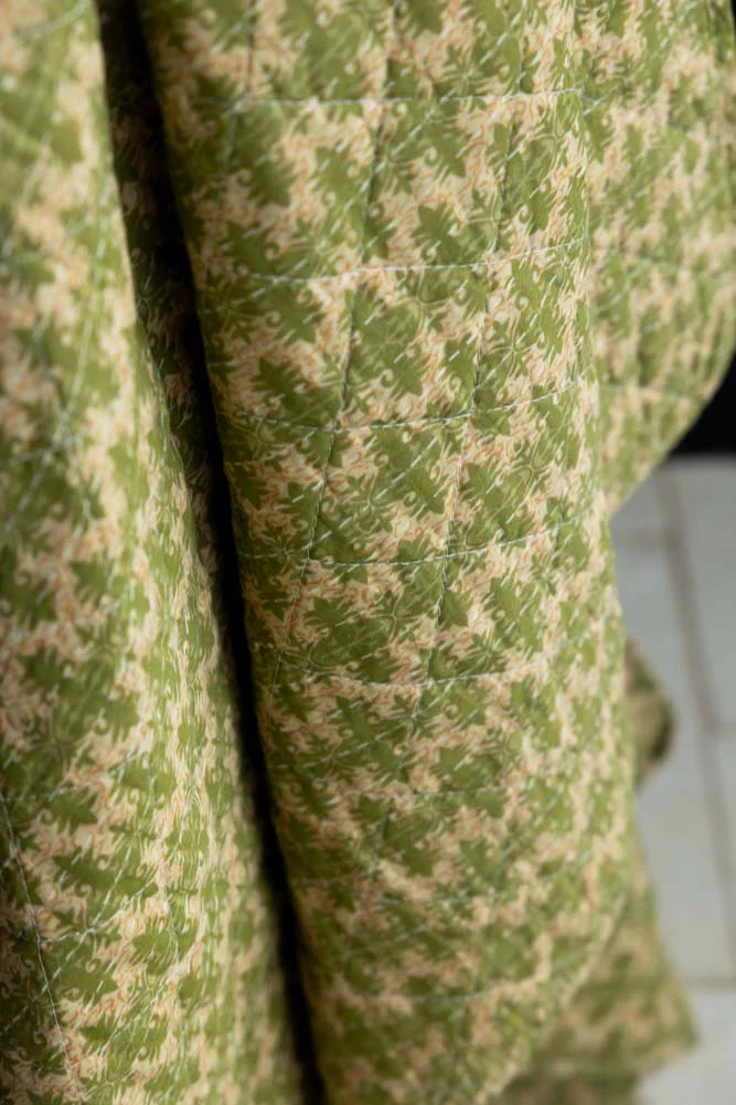 Beautiful Green Patterned Cotton Quilt - Image 5