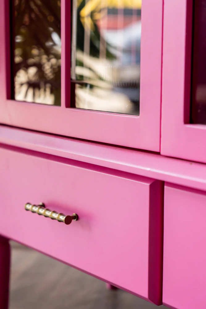Beautiful Hot Pink Display Cabinet & Drawers - Image 4