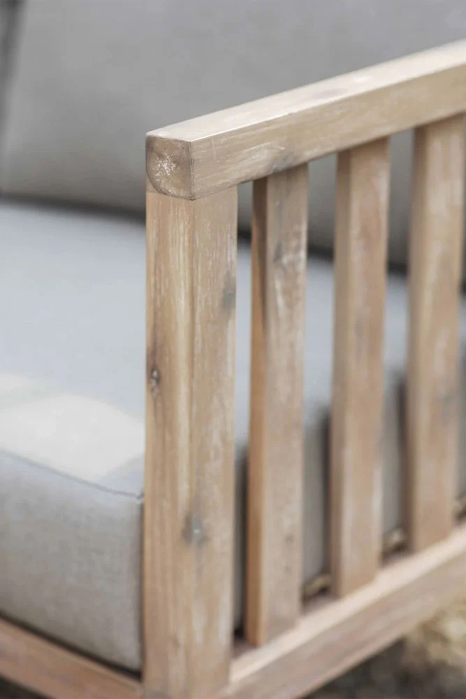 Beautiful Outdoor Corner Sofa & Table Set - Image 3