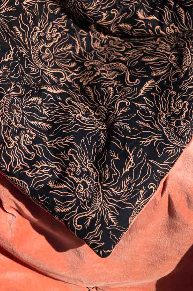 Black & Pink Velvet Tiger Reversible Quilt - SECONDS - Image 4