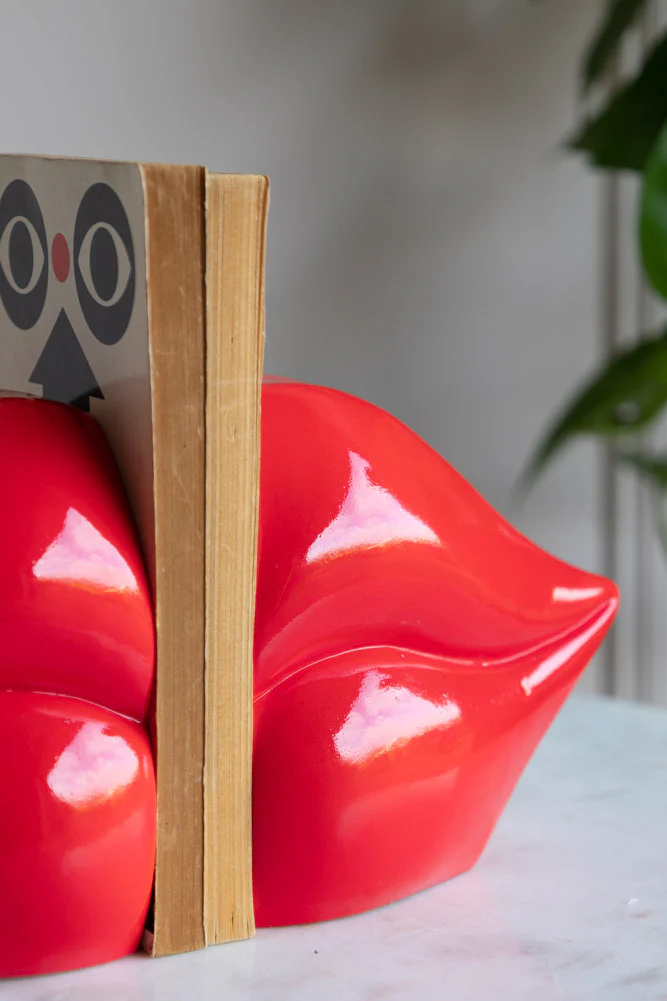 Bold Red Lips Bookends - Image 5