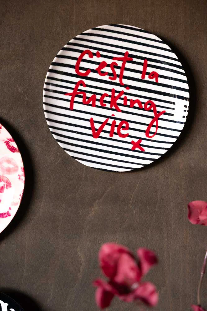 C'est La Fucking Vie Decorative Wall Plate - Image 6