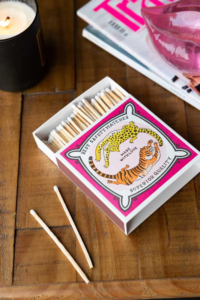 Chasing Cats Matches - Image 3