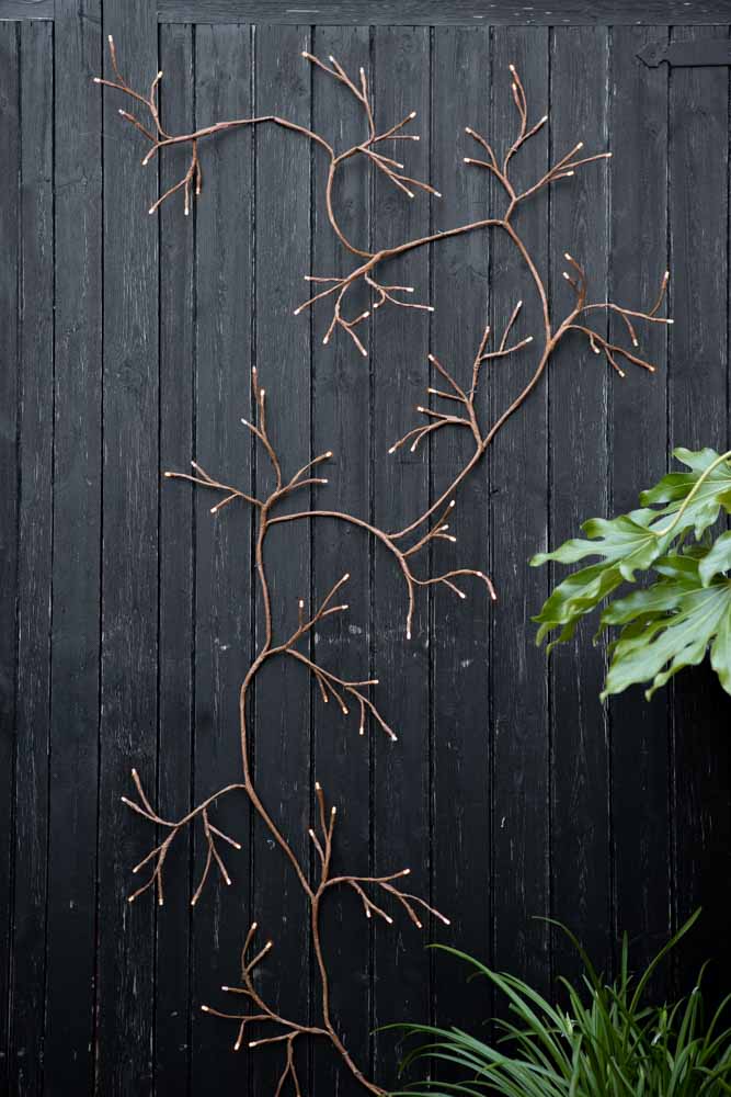 Climbing Ivy Indoor/Outdoor Solar Light - Image 2
