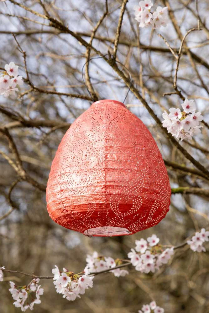 Coral Dome Outdoor Solar Lantern With Stand - Image 2