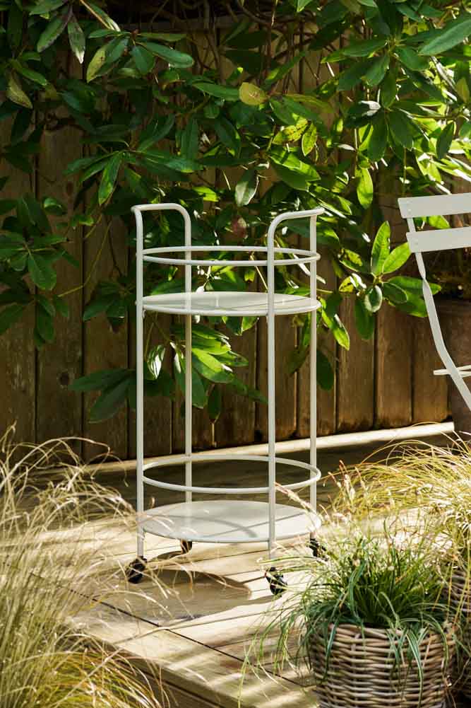 Effortless Outdoor Drinks Trolley in Clay - Image 2