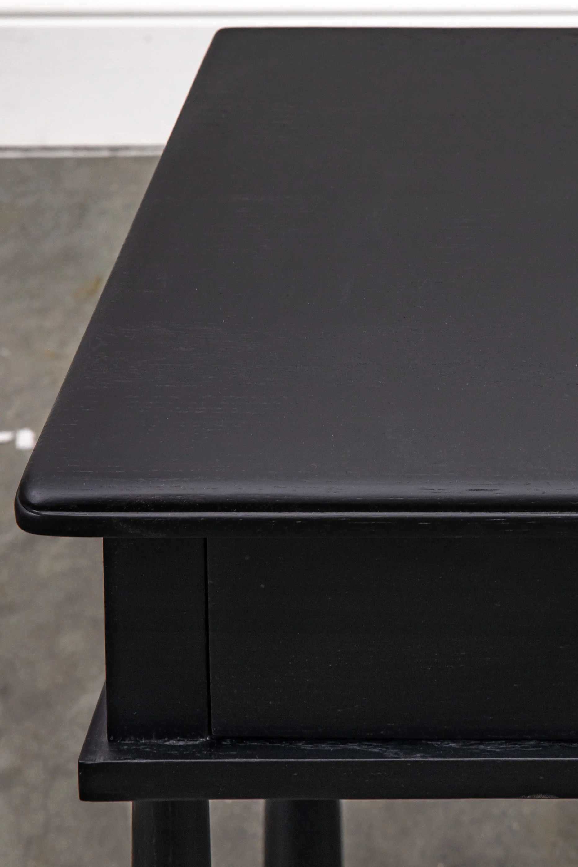 Elegant Black Dressing Table - Image 6