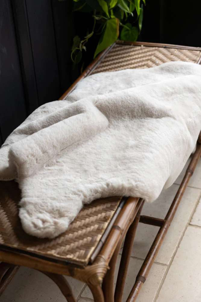 Faux Fur Natural Rug - Image 3