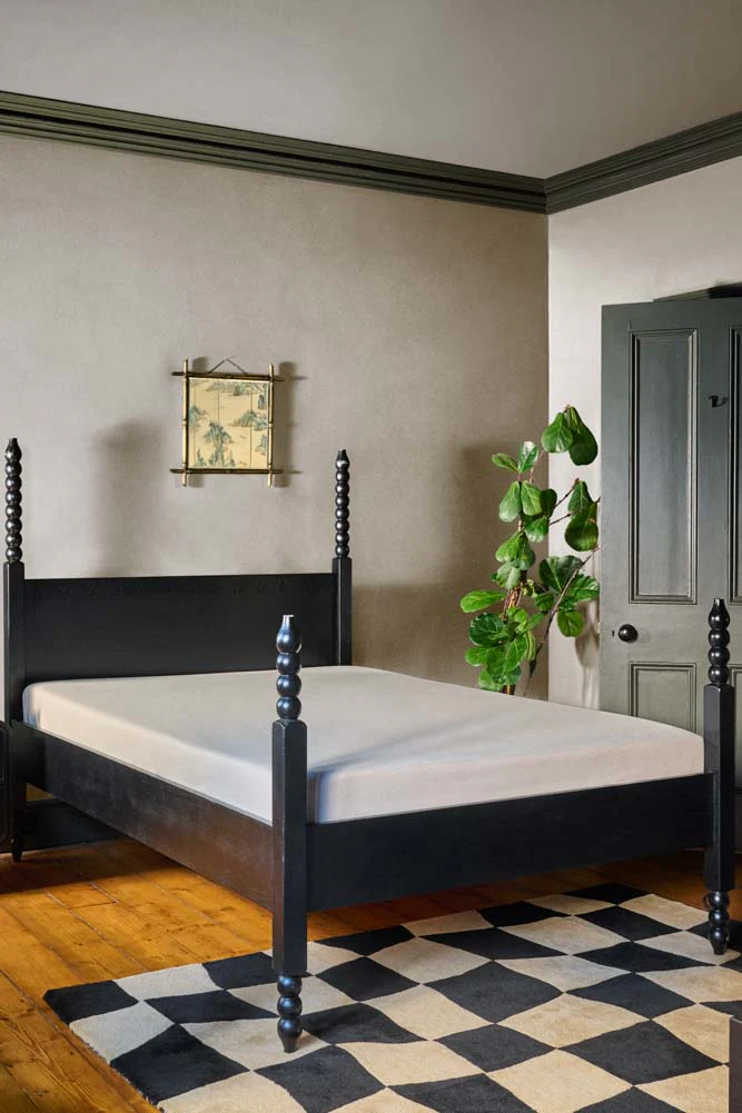 Folk Bobbin Bed - Two Sizes Available - Image 2