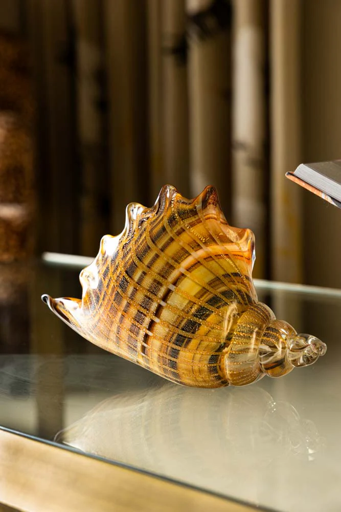 Glass Conch Shell Paperweight Ornament - Image 2