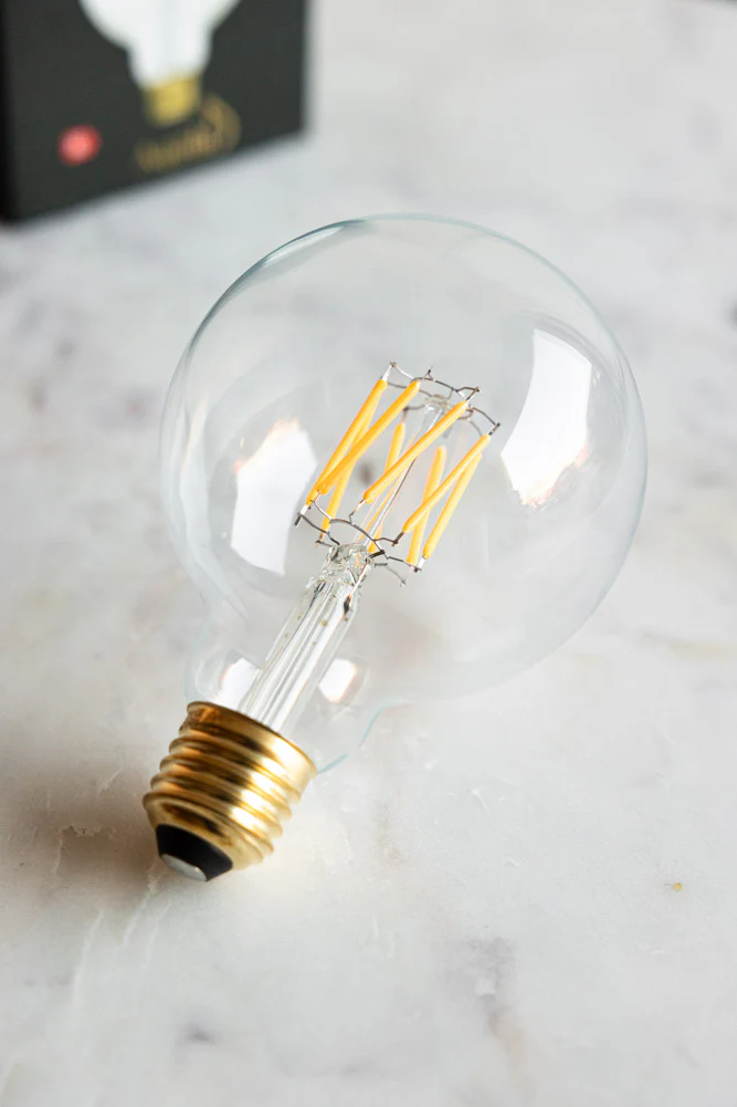 Globe E27 6W Clear LED Light Bulb