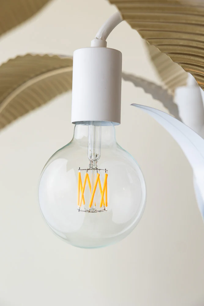 Globe E27 6W Clear LED Light Bulb - Image 3