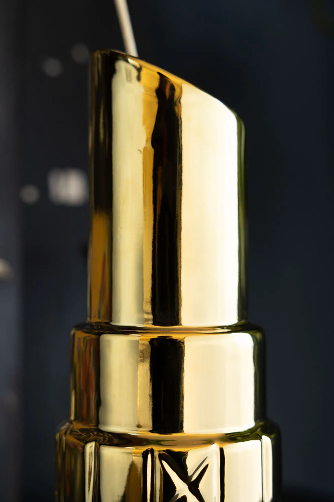 Gold Lipstick Vase - Image 4
