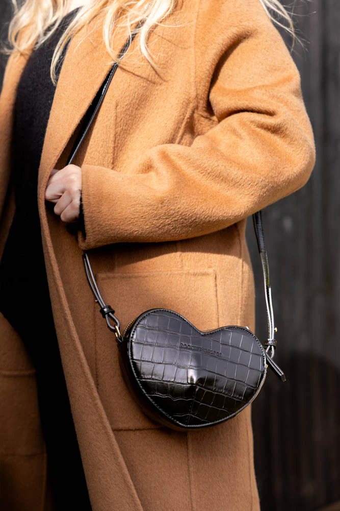 Heart Shaped Croc-Effect Cross Body Bag - Image 6