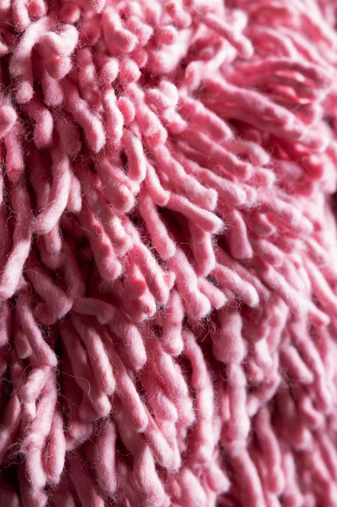 HKLIVING Shaggy Pink Cushion - Image 2