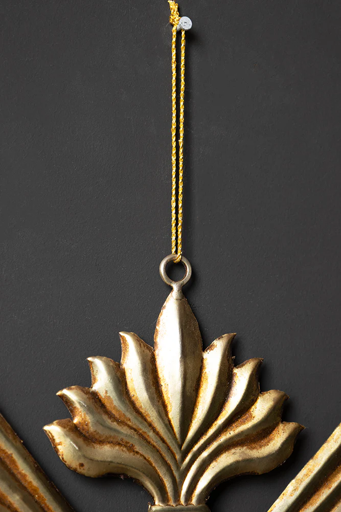 Large Milagro Antiqued-Style Heart Decoration - Image 5