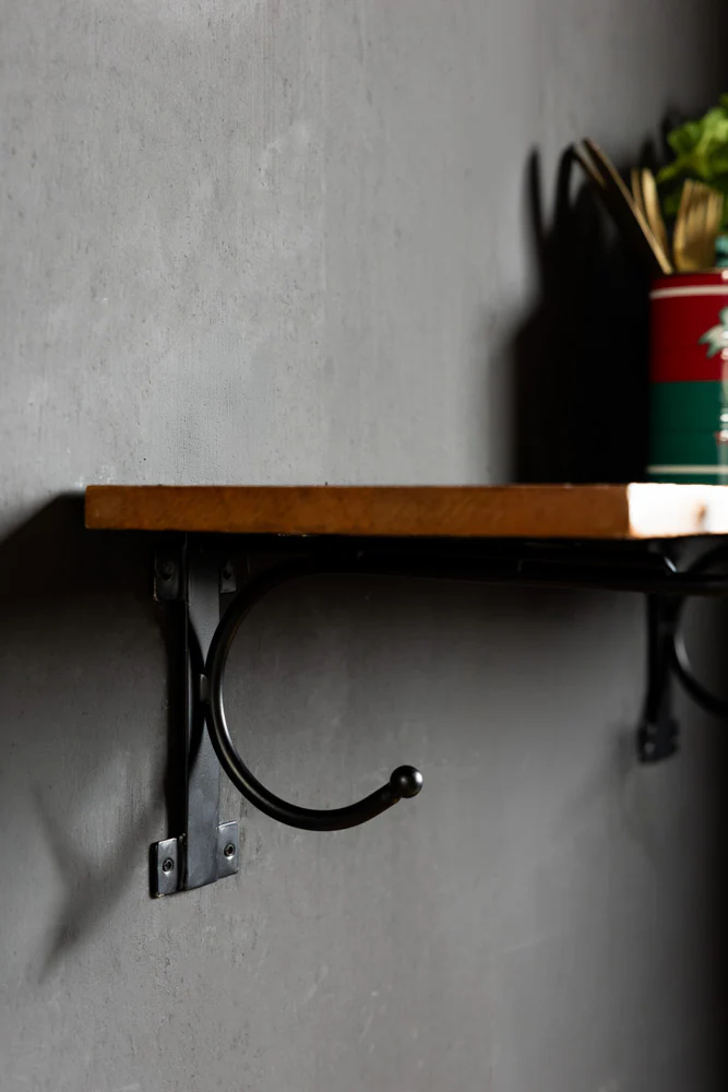 Leopard Print Wooden Shelf With Bracket - Image 3