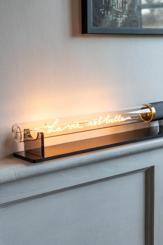 Message In A Tube Light - La Vie Est Belle - Image 9