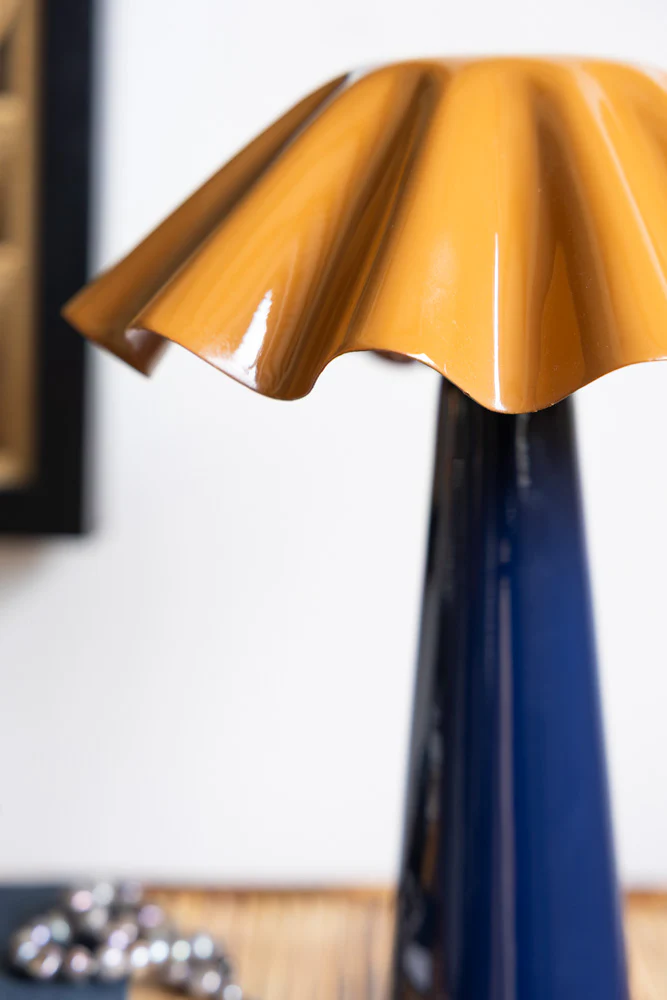 Metal Fluted Tan & Navy Rechargeable Table Lamp - Image 3
