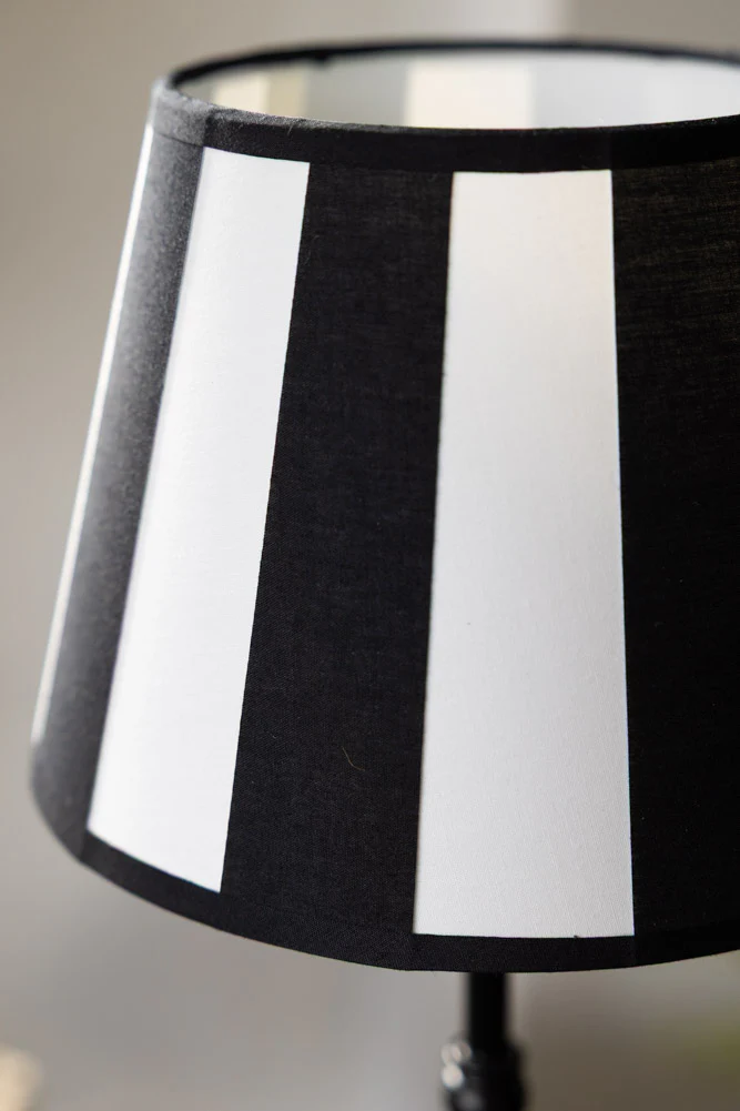 Monochrome Bistro Table Lamp - Image 4