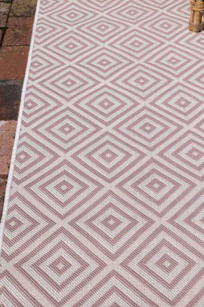 Pink Diamond Indoor/Outdoor Garden Rug - 3 Sizes Available - Image 4