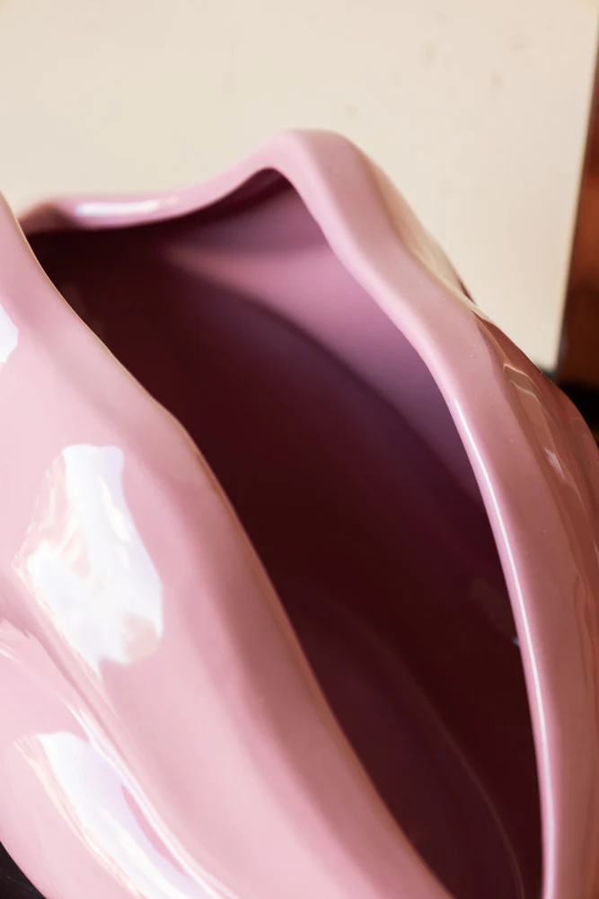 Pink Lips Indoor Planter - Image 10