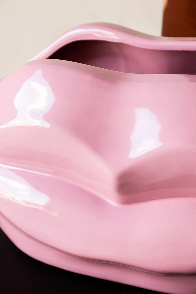 Pink Lips Indoor Planter - Image 9