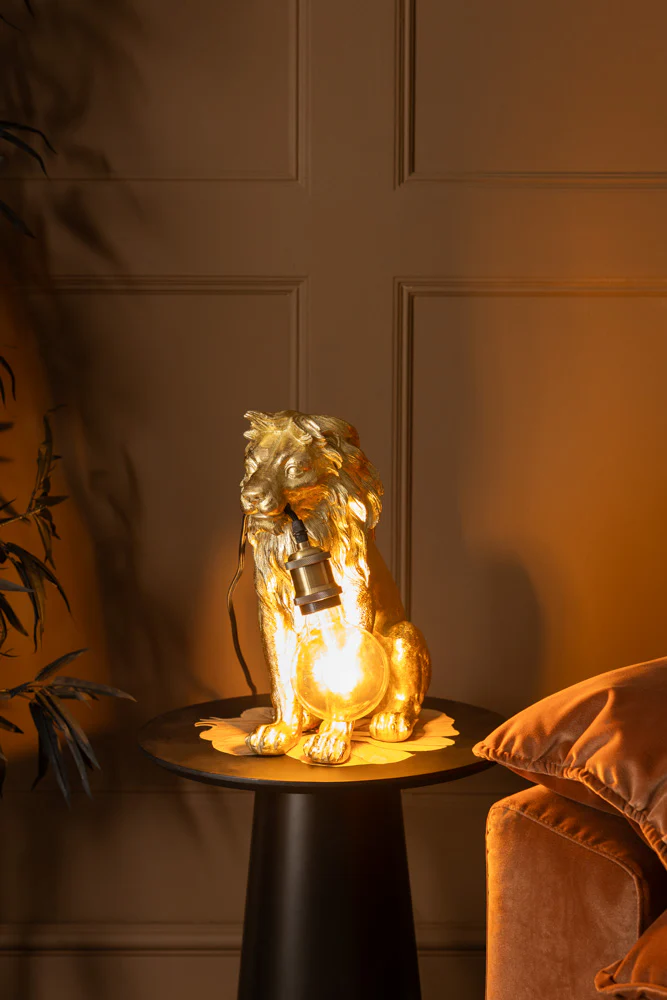 Quirky Gold Lion Lamp - Image 2