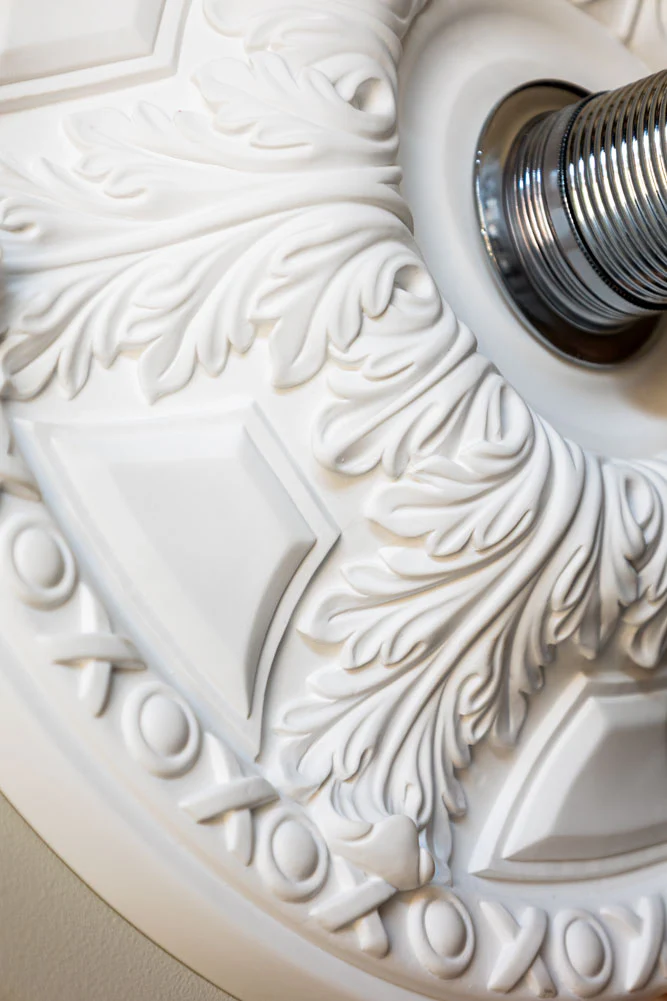 Ready-To-Paint Plaster Ceiling Rose Medium - SAMPLE - Image 5