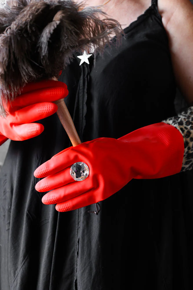 Red Leopard Print Washing-up Gloves - Image 2