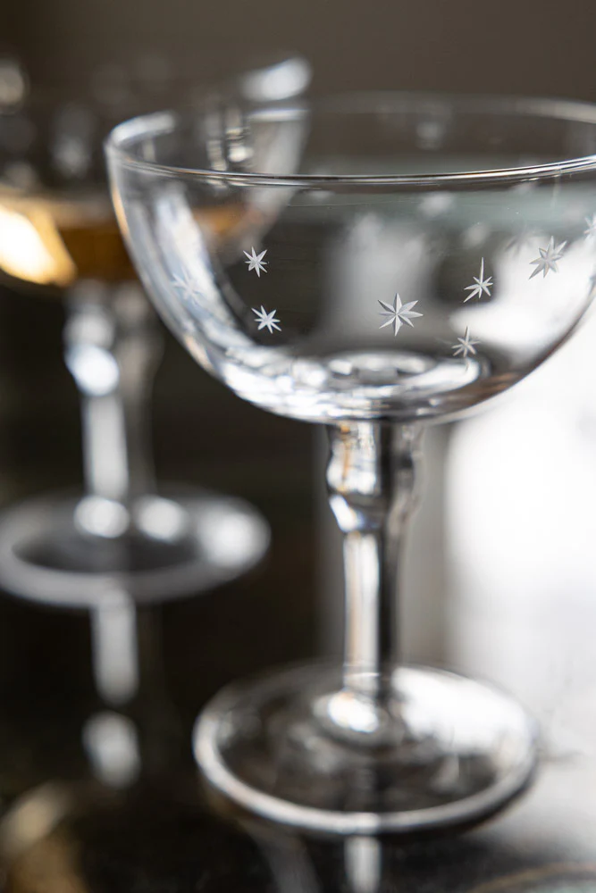 Set Of 2 Etched Star Champagne Glasses