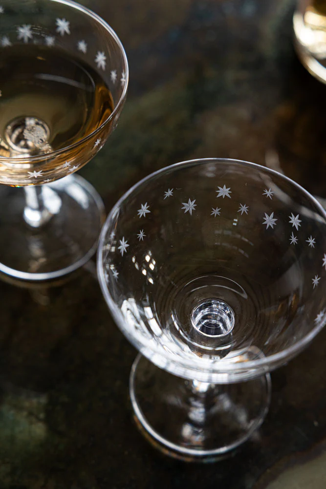 Set Of 2 Etched Star Champagne Glasses - Image 2