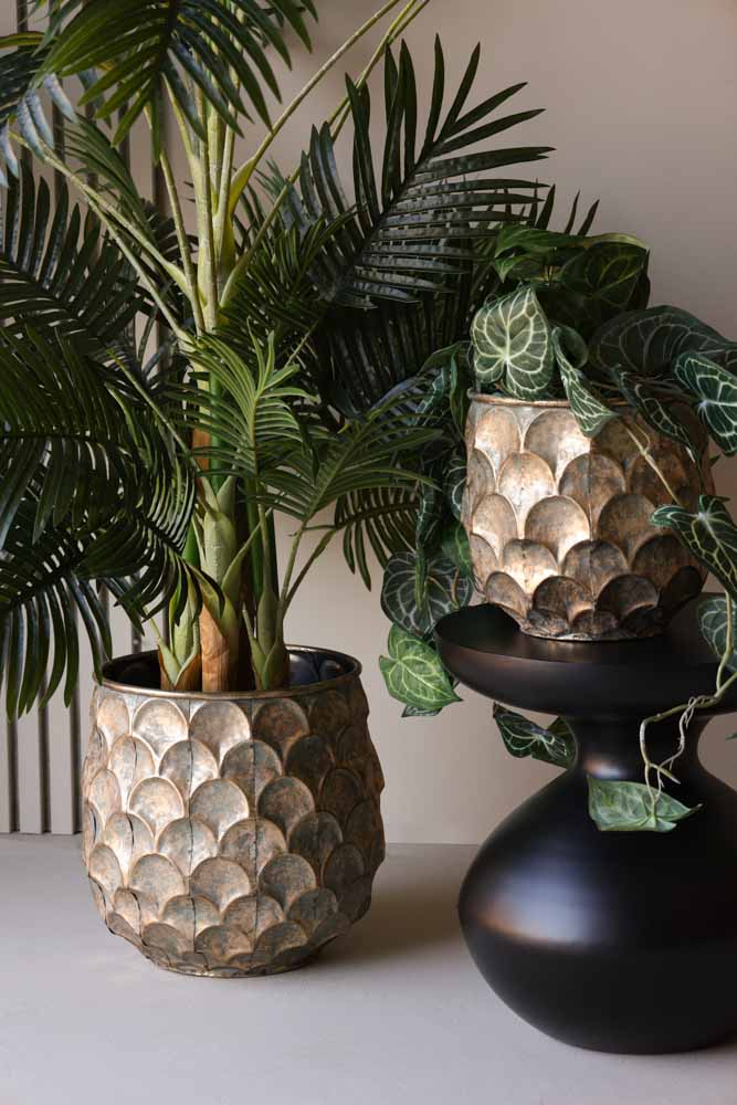 Set Of 2 Petal Effect Planters