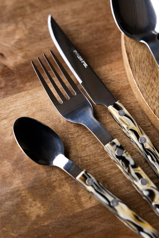 Set of 4 Marble-Effect Cutlery Set - Image 2