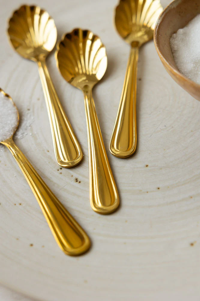 Set of 4 Gold Shell Teaspoons - Image 6