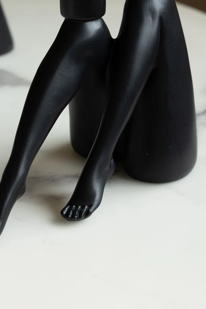 Sexy Legs Candle Holder In Black - Image 3