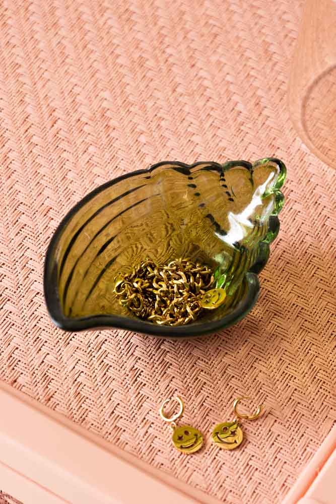 Shell Trinket Tray in Dark Green - Image 4