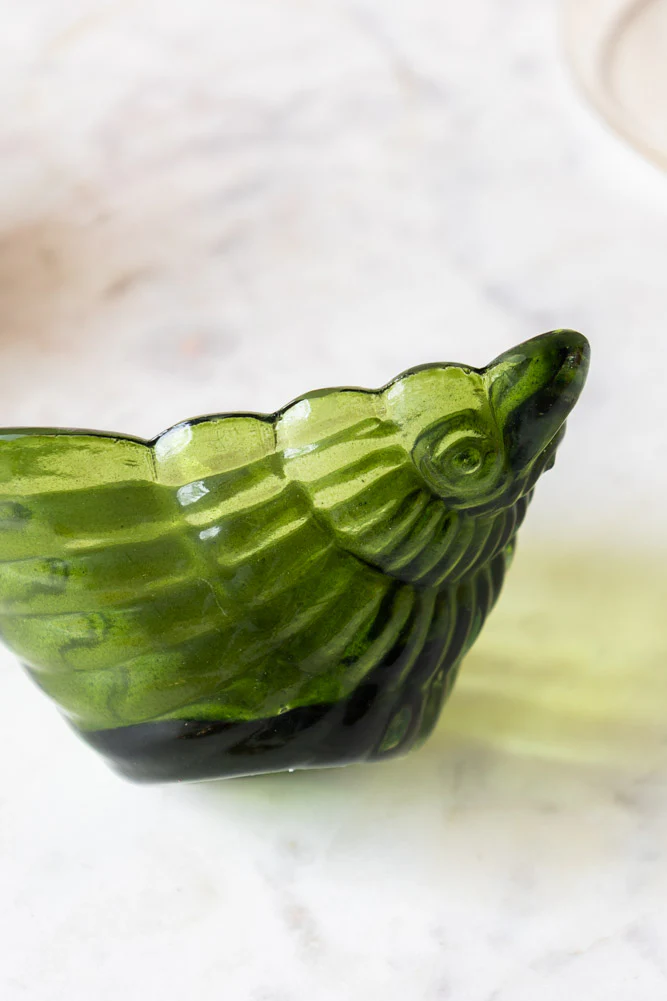Shell Trinket Tray in Dark Green - Image 6
