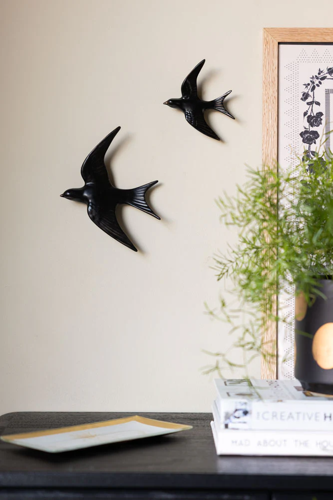 Small Black Swallow Wall Decoration - Image 2