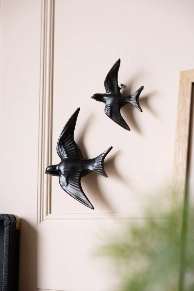 Small Black Swallow Wall Decoration - Image 6
