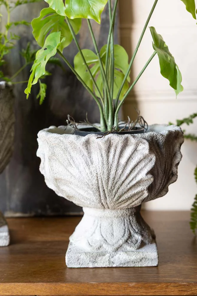 Traditional Detailing Style Planter - Wide - Image 3