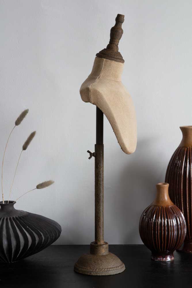Vintage Style Mannequin Shoulder Jewellery Stand - Medium - Image 6