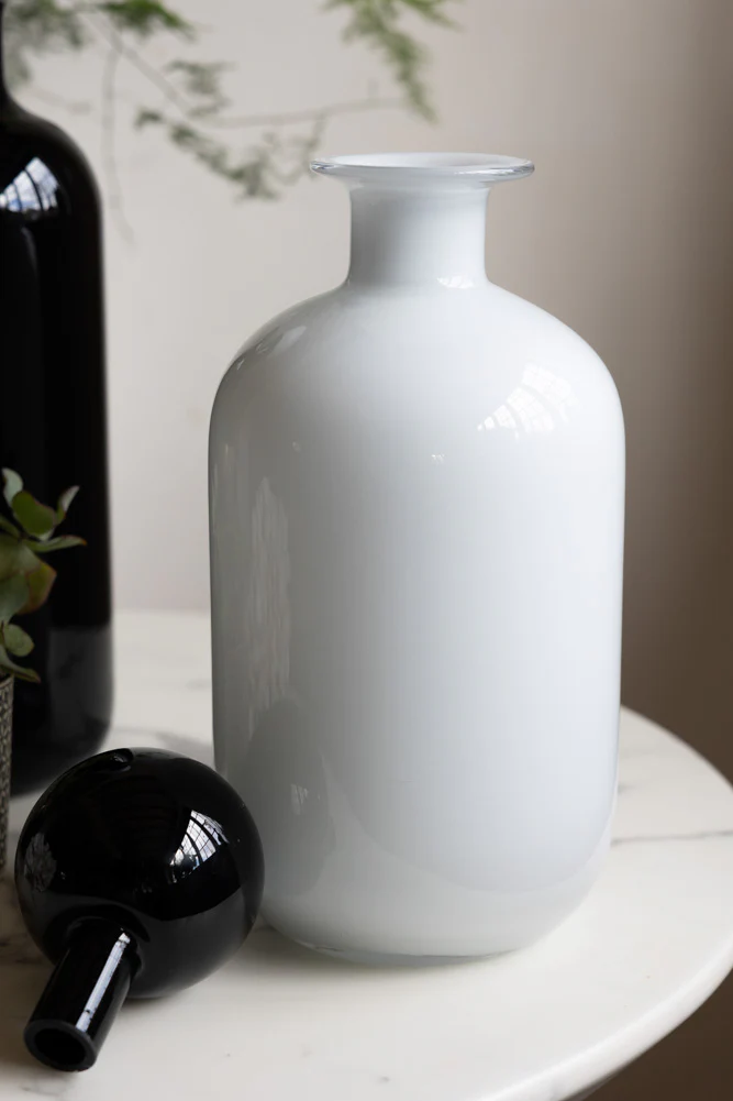 White & Black Apothecary Bottle - Image 2